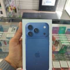 Iphone 17 pro 256gb,  Brand new sealed,  Unlock sim free,  12 months warranty