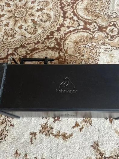 Behringer X Air XR18