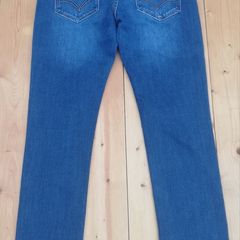 Diesel men's light wash blue regular jeans W34 L32