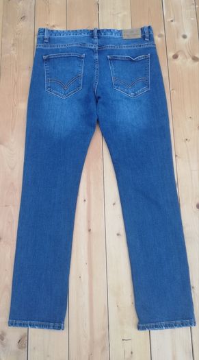 Diesel men's light wash blue regular jeans W34 L32
