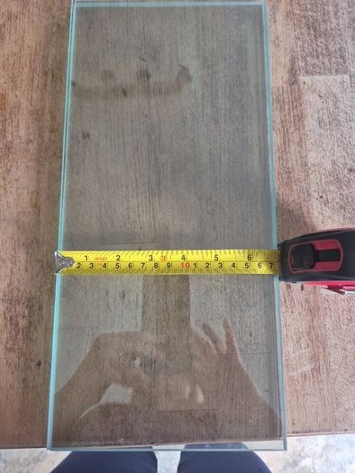 4 plate glass shelves