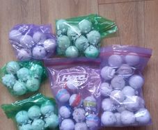 53 High quality Assorted Golf balls.