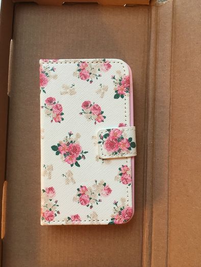 Gorgeous iPhone 4 Floral wallet case cover Brand New
