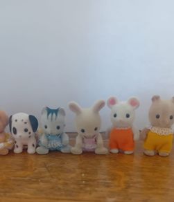 Sylvanian Toddler figures x 10