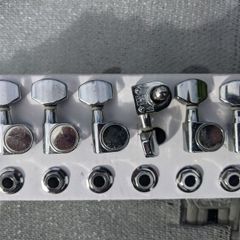 Strat style machine heads