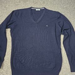 J lindeberg v neck jumper med navy