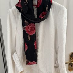 Velvet Scarf