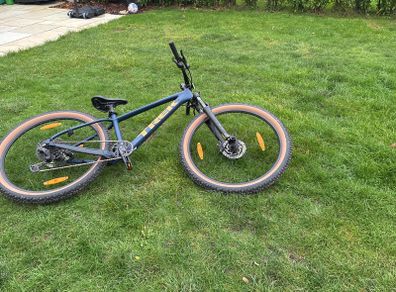 trek marlin 5 mountain bike