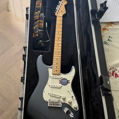 (New) Fender USA. Stratocaster Electric Guitar
