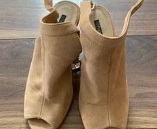 Beige suede open-toe block heel ankle boots: Size 4
