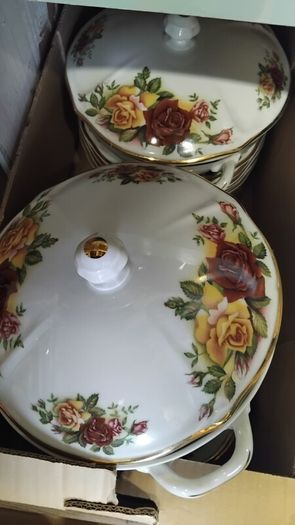 40piece  Part Dinner Set