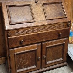 Oak Bureau