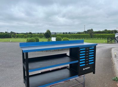 SNAP- ON   Work bench