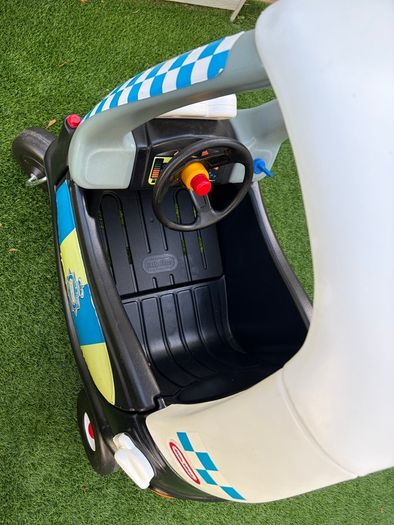 Little Tikes cozy coupe - Police