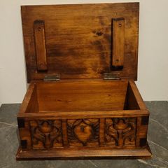 Vintage handcarved keepsake box