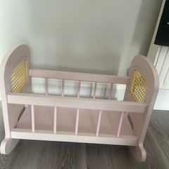 dolls rocking cradle