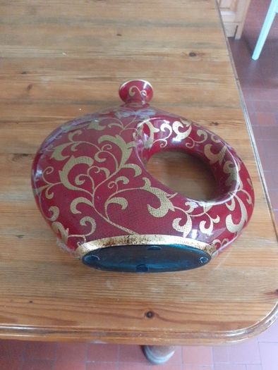 Chinese style vase.
