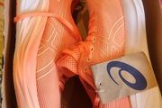Asics Gel Saiun Runners (6.5)