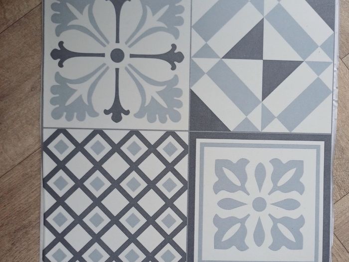 Self Adhesive Tiles