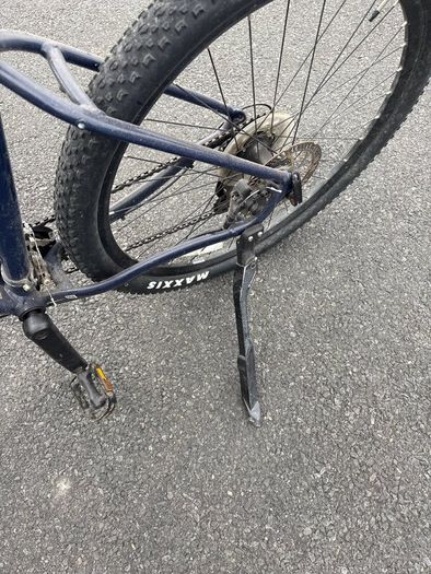 GIANT mountain bike