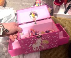 musical jewellery box