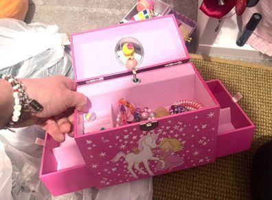 musical jewellery box
