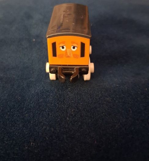 x9 Bundle - Mattel Miniature Thomas The Tank Engine & Friends