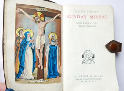 Vintage Saint John's Sunday Missal