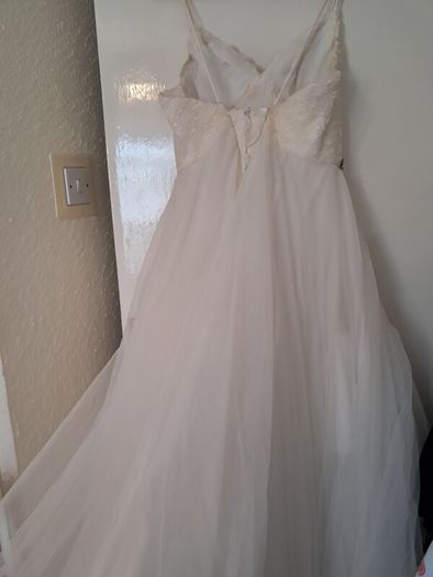 wedding dress