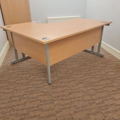 beech managers corner office desk