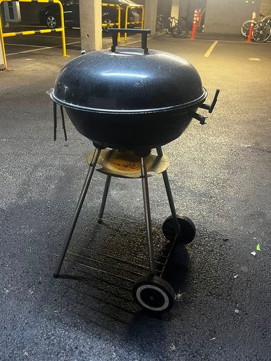 Charcoal Kettle BBQ Grill