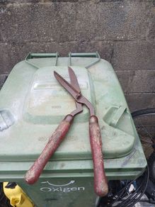 Garden shears