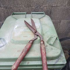 Garden shears