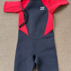 Billabong short wetsuit - age 6