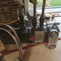Shower Aqualisa digital pump