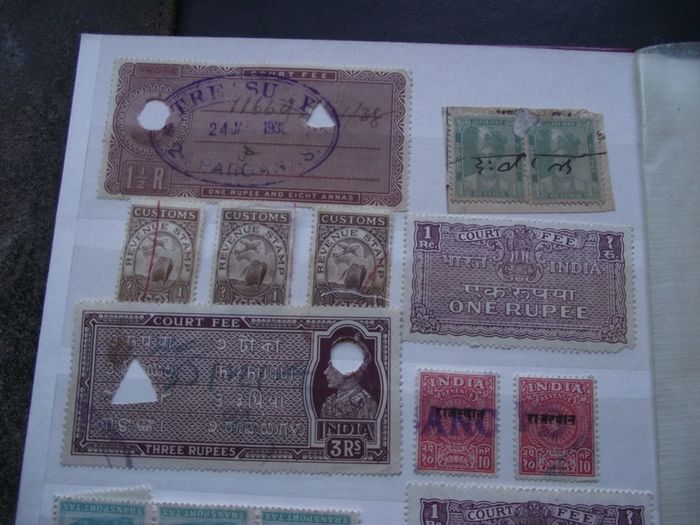 A nice collection of Stamps from India, presented in the album
