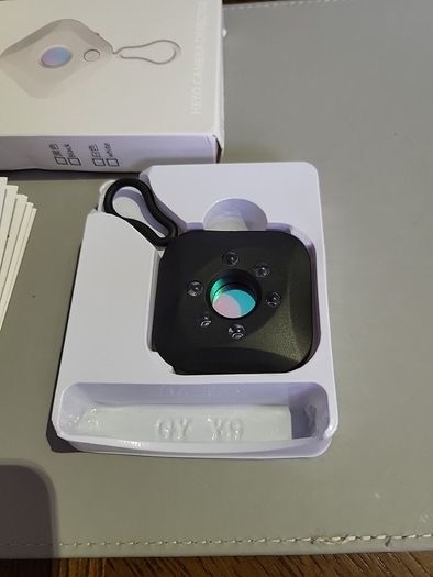 Spy camera detection