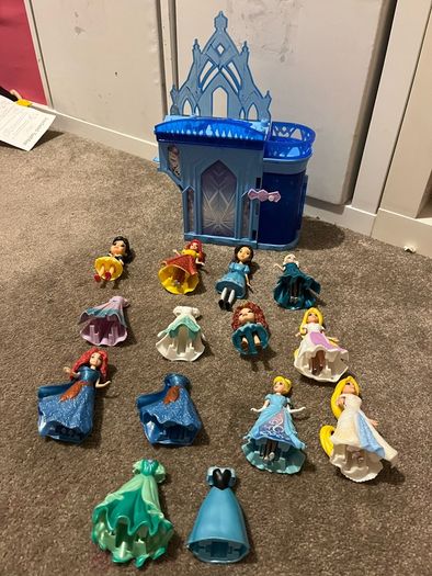 Elsa Castle and princesses
