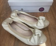 Amy Huberman shoes