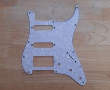White Pearl 4PLY 11 Hole SSH Strat Pickguard Scratch Plate