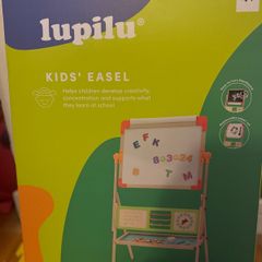 kids easel brand new