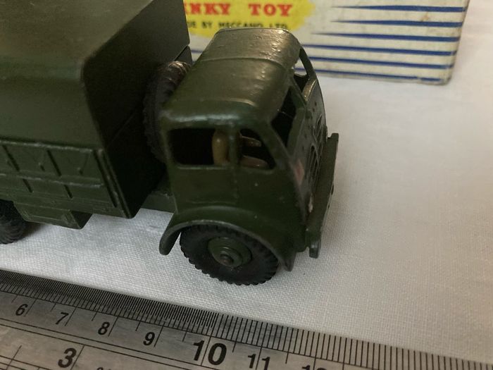Dinky 622. 10-ton army truck. In box. Both excellent condition.