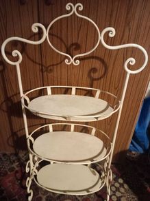 metal stand