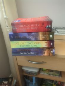 Lucinda Riley
