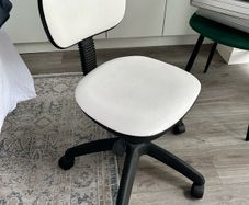 Beauty Salon Stool