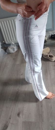 Old school limited edition white Adidas trousers with crease size Xs