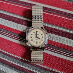 Seconda braille watch