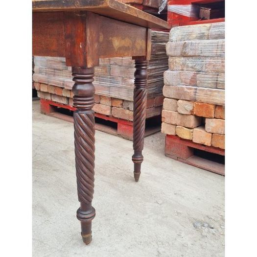 Antique Side Table KAS567