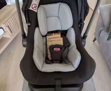 Newborn Car Seat - Nuna pipa lite lx