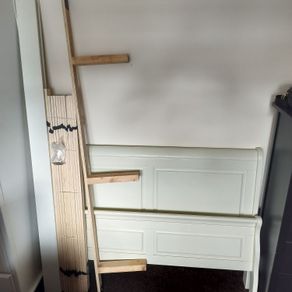 Double bed frame